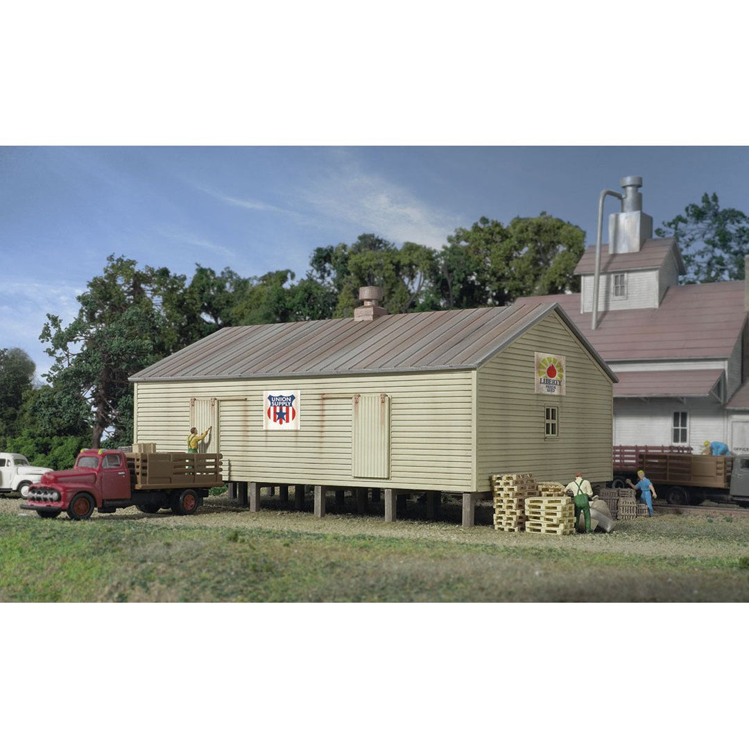 Walthers Cornerstone, 933-3230, N Scale, Co-Operative Storage Shed on Pilings