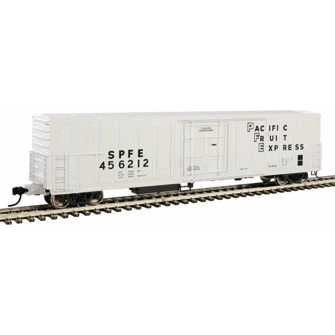 Walthers Mainline, HO Scale, 910-3965, 57' Mechanical Reefer, Southern Pacific Fruit Express, #456349