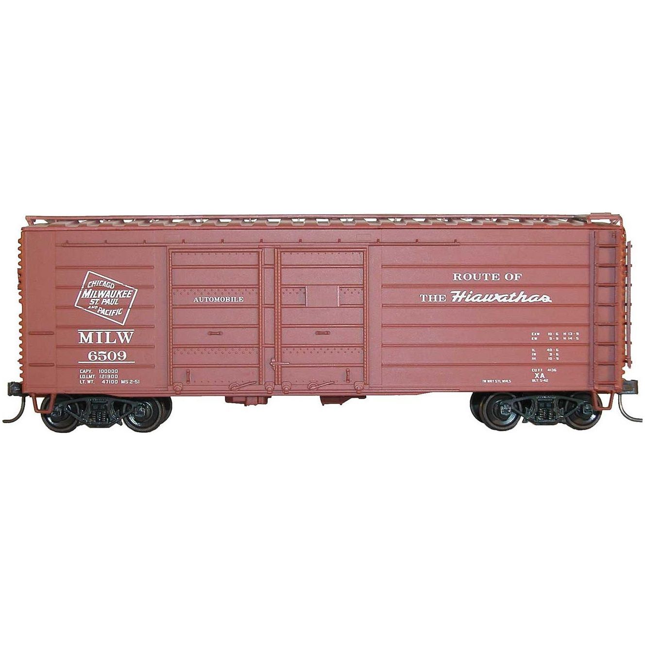 Accurail, HO Scale, 6546, Milwaukee Road (1942-1957; Boxcar Red, CMSTP&P Logo, Hiawathas Slogan), (HO Scale Kit)
