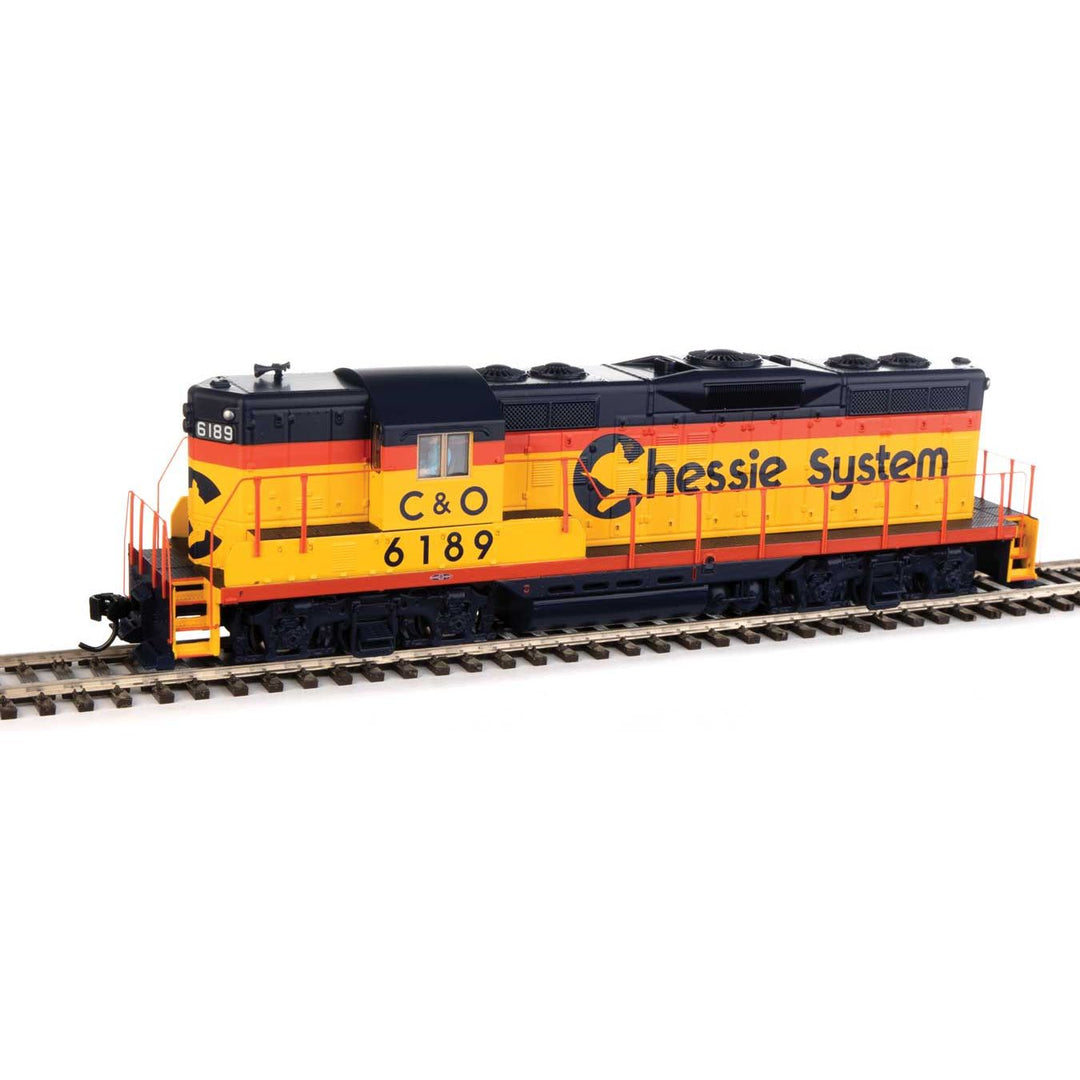 Walthers Mainline, HO Scale, 910-20482, EMD GP9 Phase II With High Hood, Chessie System (C&O), #6089