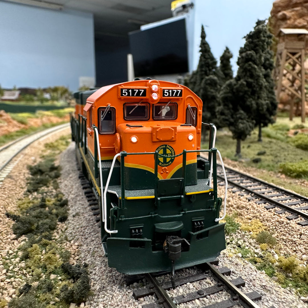 Broadway Limited Imports, HO Scale, 4407, GE C30-7 Diesel Locomotive, Burlington Northern Santa Fe, #5177, USED