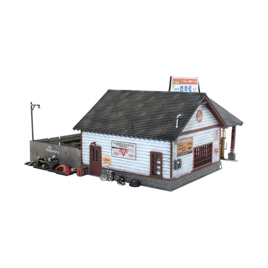 Woodland Scenics, N Scale, BR4935, Built and Ready, Ethyl's Gas and Service, (Interior Lighted)