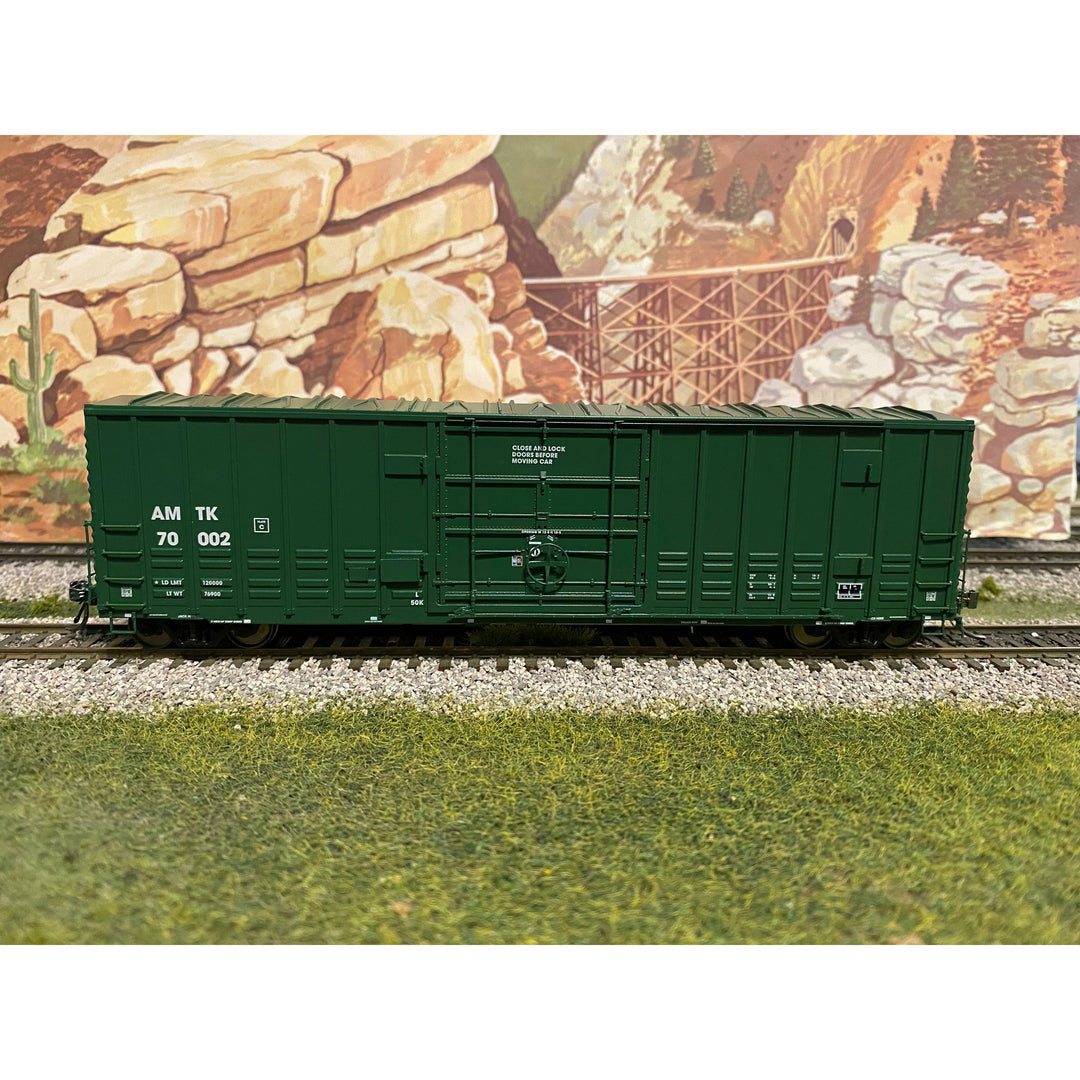 Rapido, HO Scales, 137006, B-100-40 Box Car, Amtrak - Green, Single