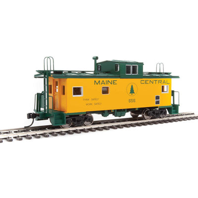 Walthers Mainline, HO, 910-8756, International Wide Vision Caboose, Main Central, #656