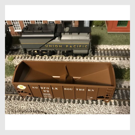 4170321068055 - Bowser Ho 42273 55-Ton Fishbelly Hopper, Norfolk Southern (Peaked End) #9038 - Rj's Trains